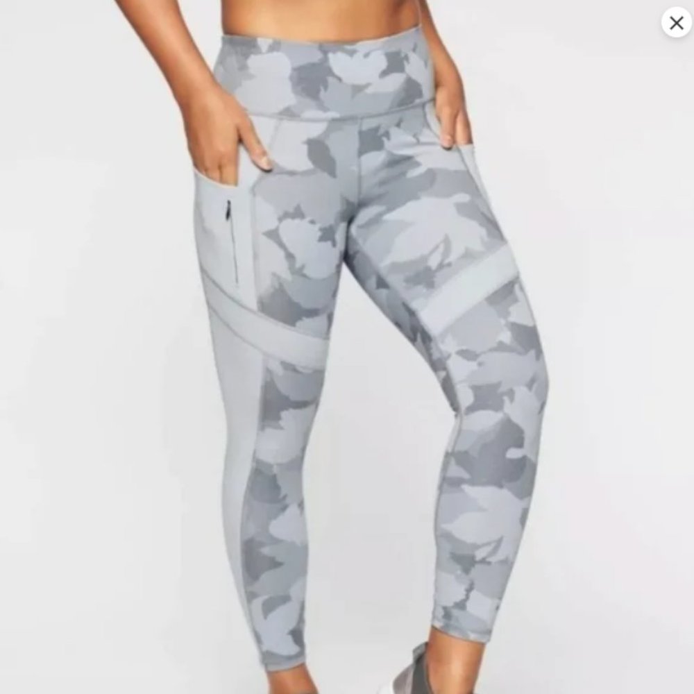 Athleta Gray Camo 7/8 Legging - Zipper Pocket